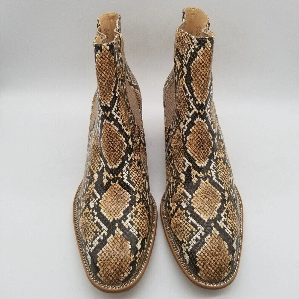 Vince Camuto Jentilliy Snake Print‎ Chelsea Boots 5.5 M